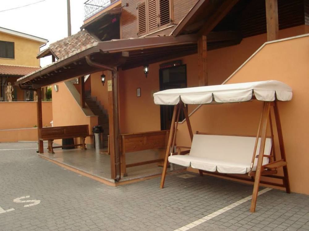 Affittacamere Stranamore Фраскати Екстериор снимка