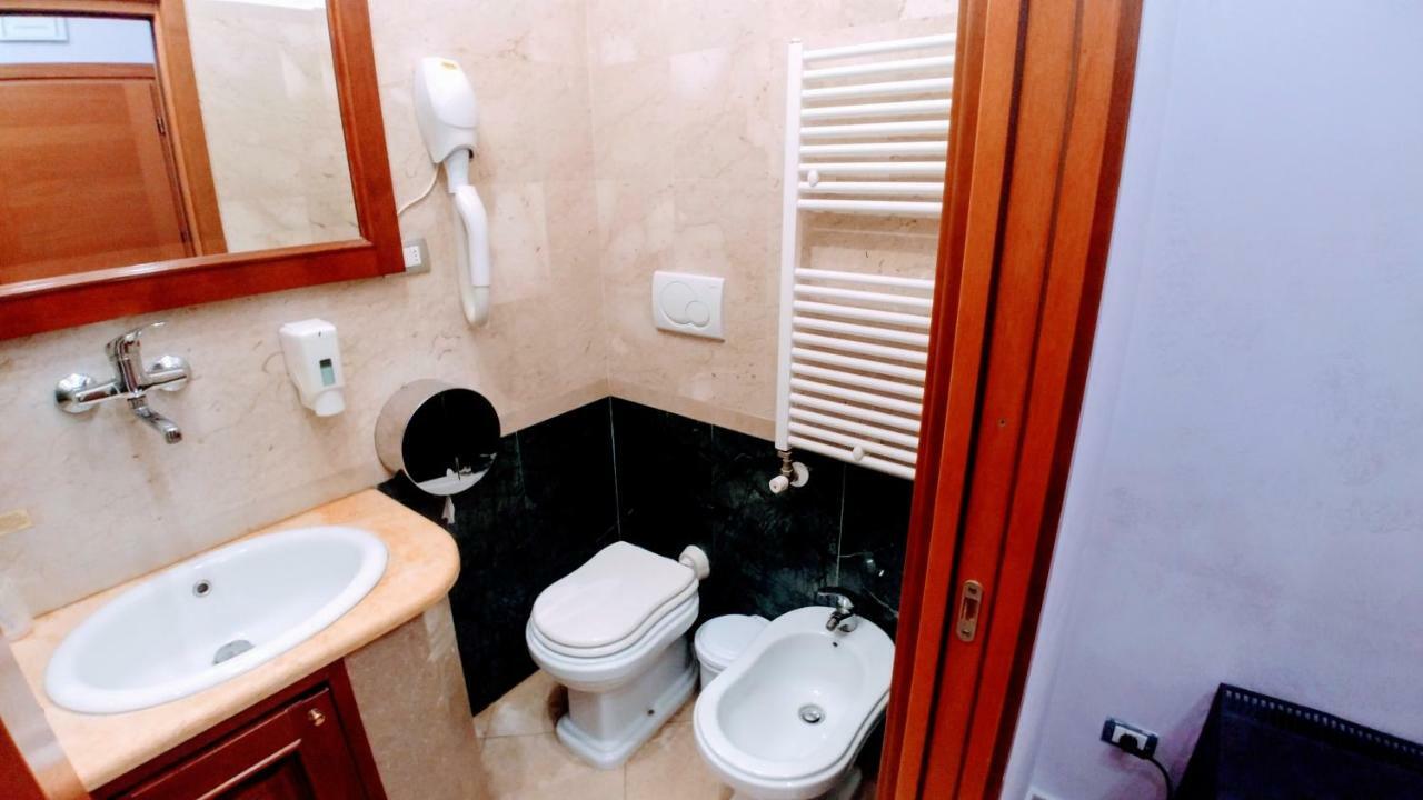 Affittacamere Stranamore Фраскати Екстериор снимка